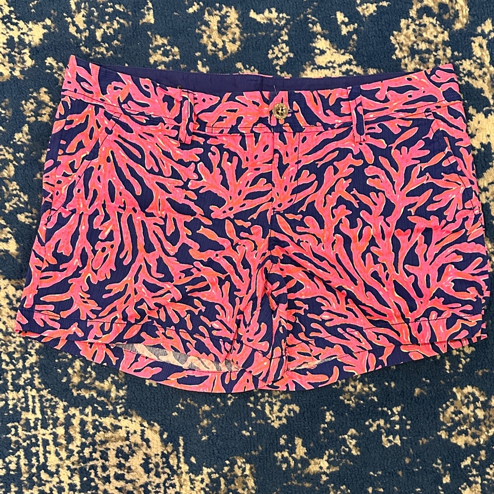 Lilly Pulitzer Callahan shorts in Did you Catch That Navy Fish Coral